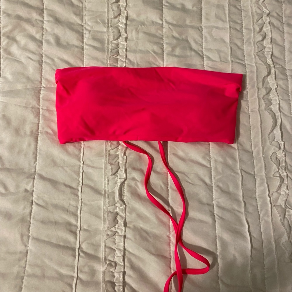 Strapless bikini top